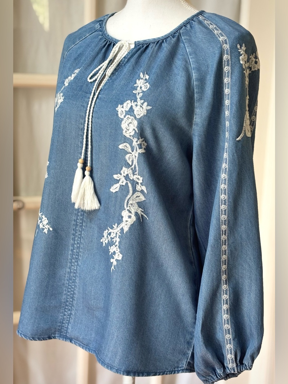 Nanette Lepore Embroidered Lyocell Chambray Peasant Blouse | Small - Picture 4 of 8